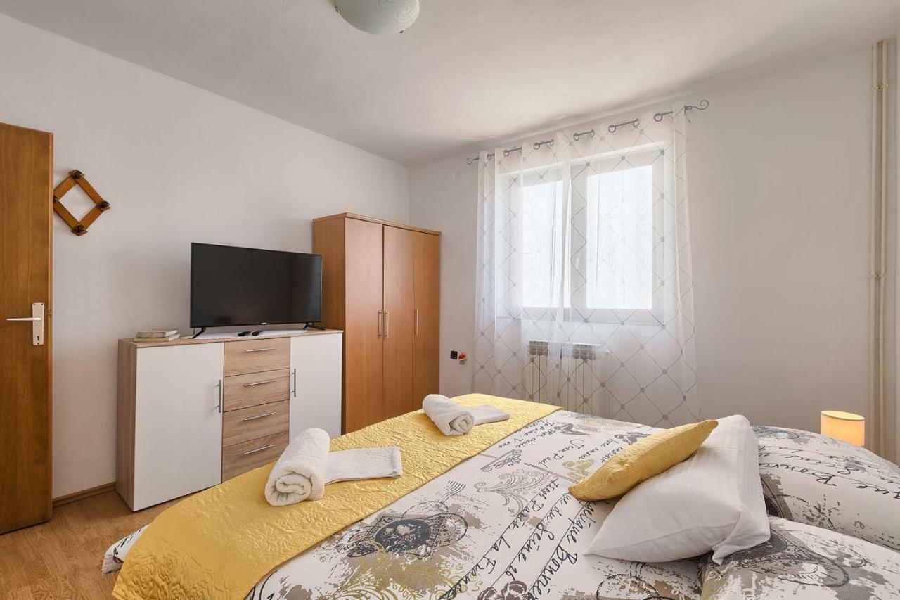 Apartman D&D, Dvorine 63 Banjole Eksteriør bilde